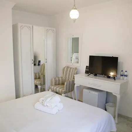Elda Boutique 3*