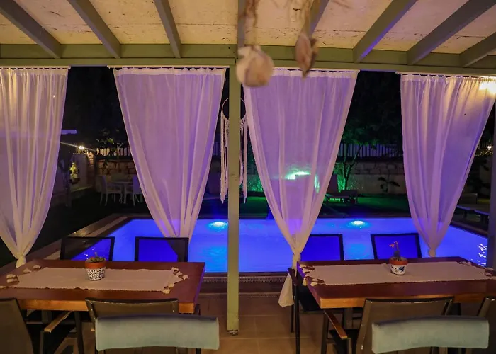 Elda Boutique Hotell 3*