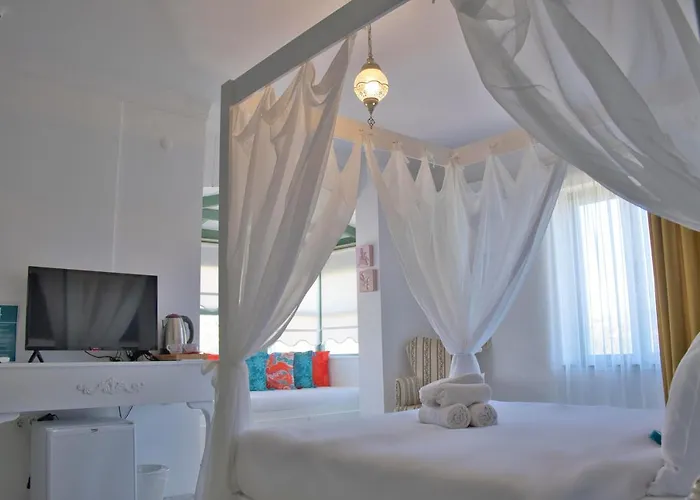 Elda Boutique Hotell 3*